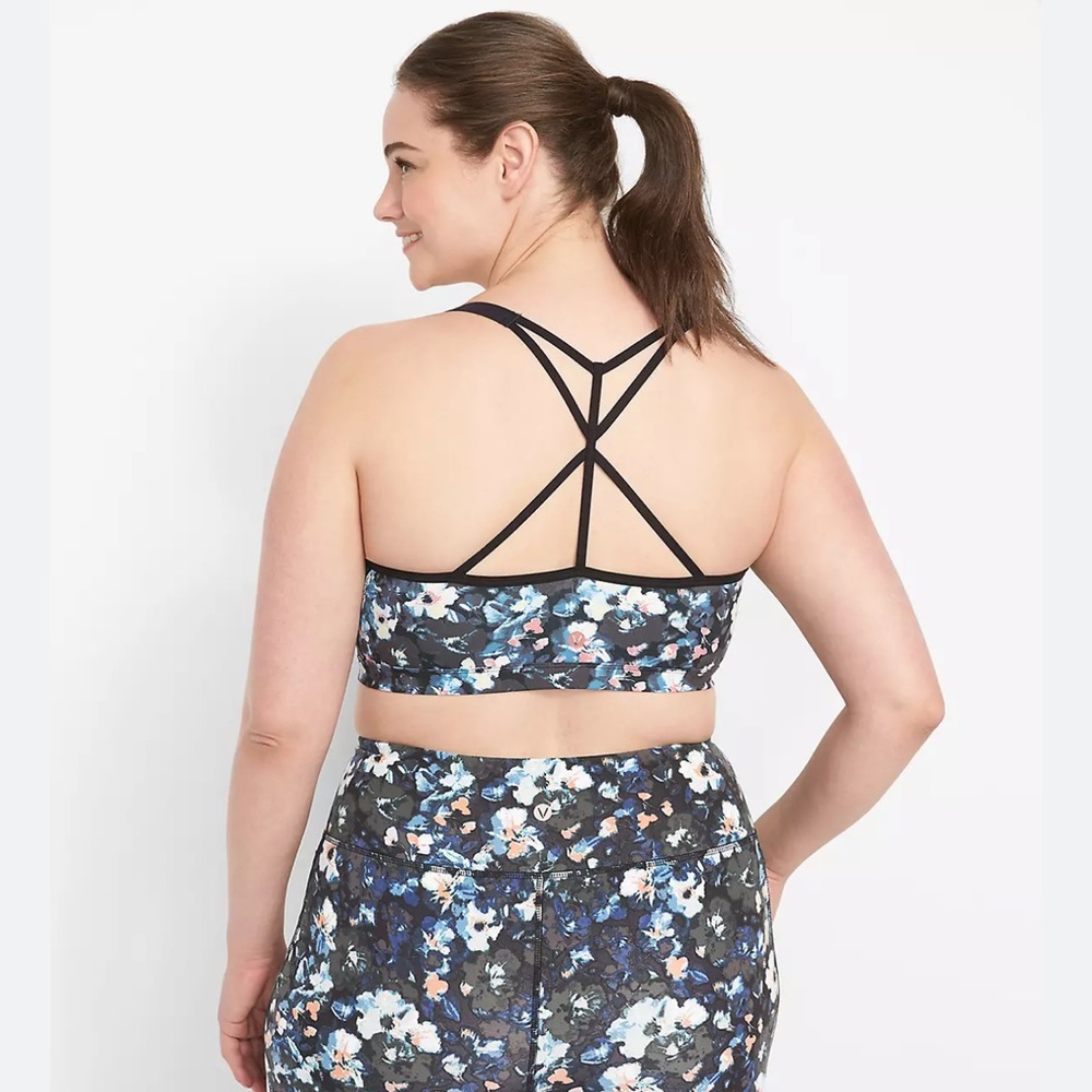 Lane Bryant Cacique LIVI Super Soft Strappy Back Low Impact Sports Bra NWT